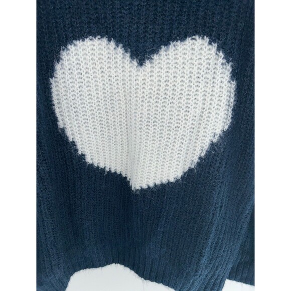 Women's Old Navy Blue White Heart Pullover Oversized Sweater Size S - Picture 4 of 5